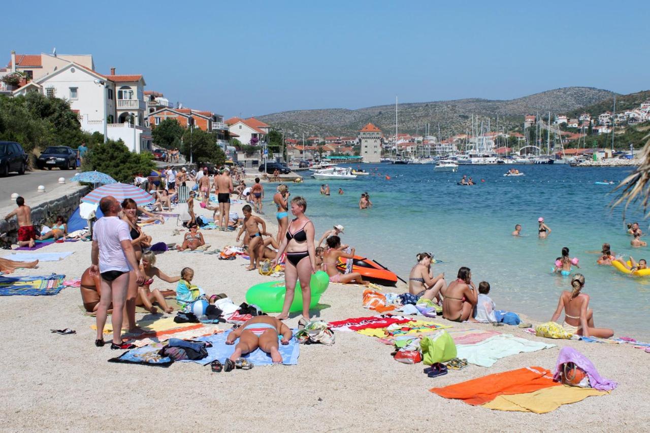 Apartments With A Parking Space Marina, Trogir - 11554 Exterior foto